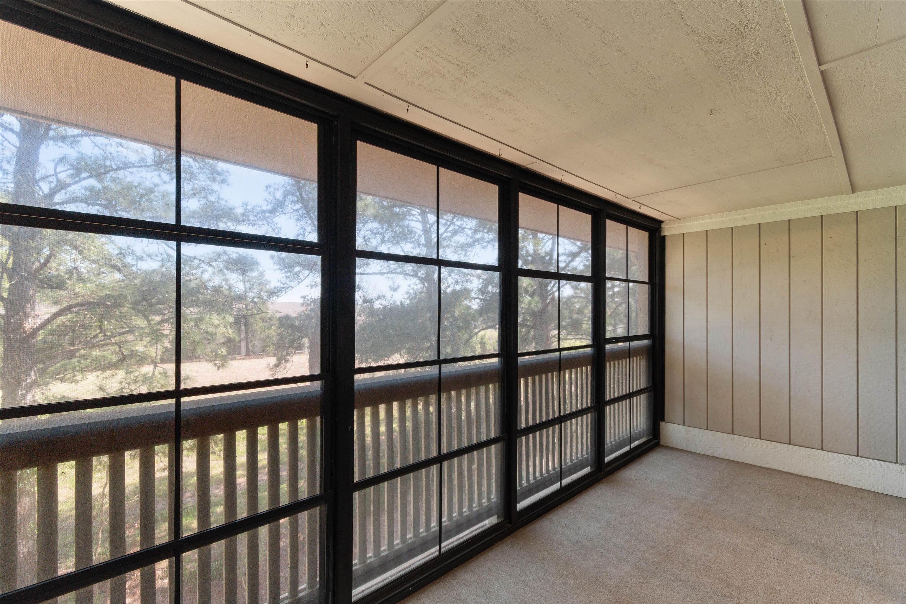 2606448 | Photo 21