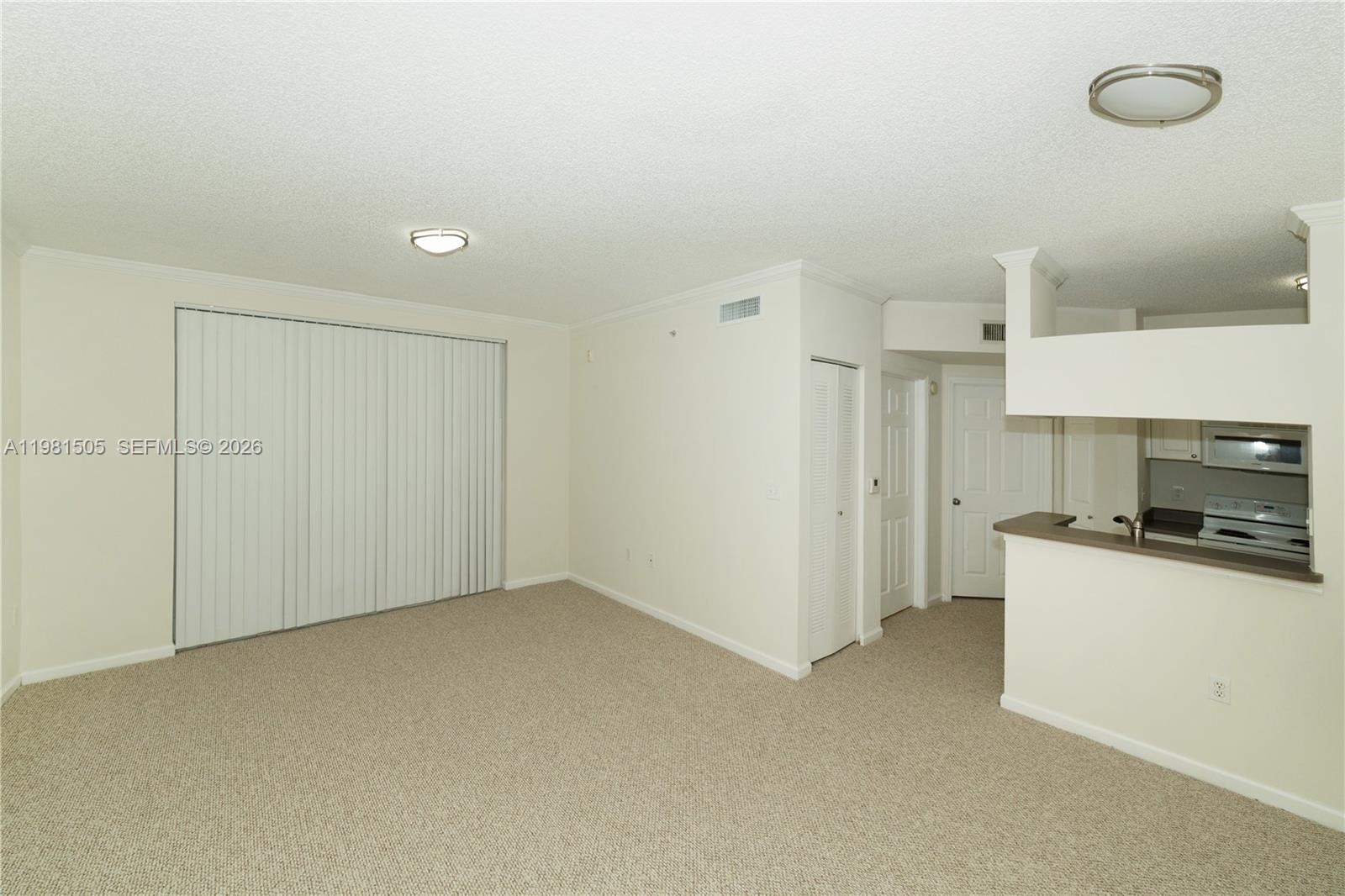 Porto Bellagio Condo