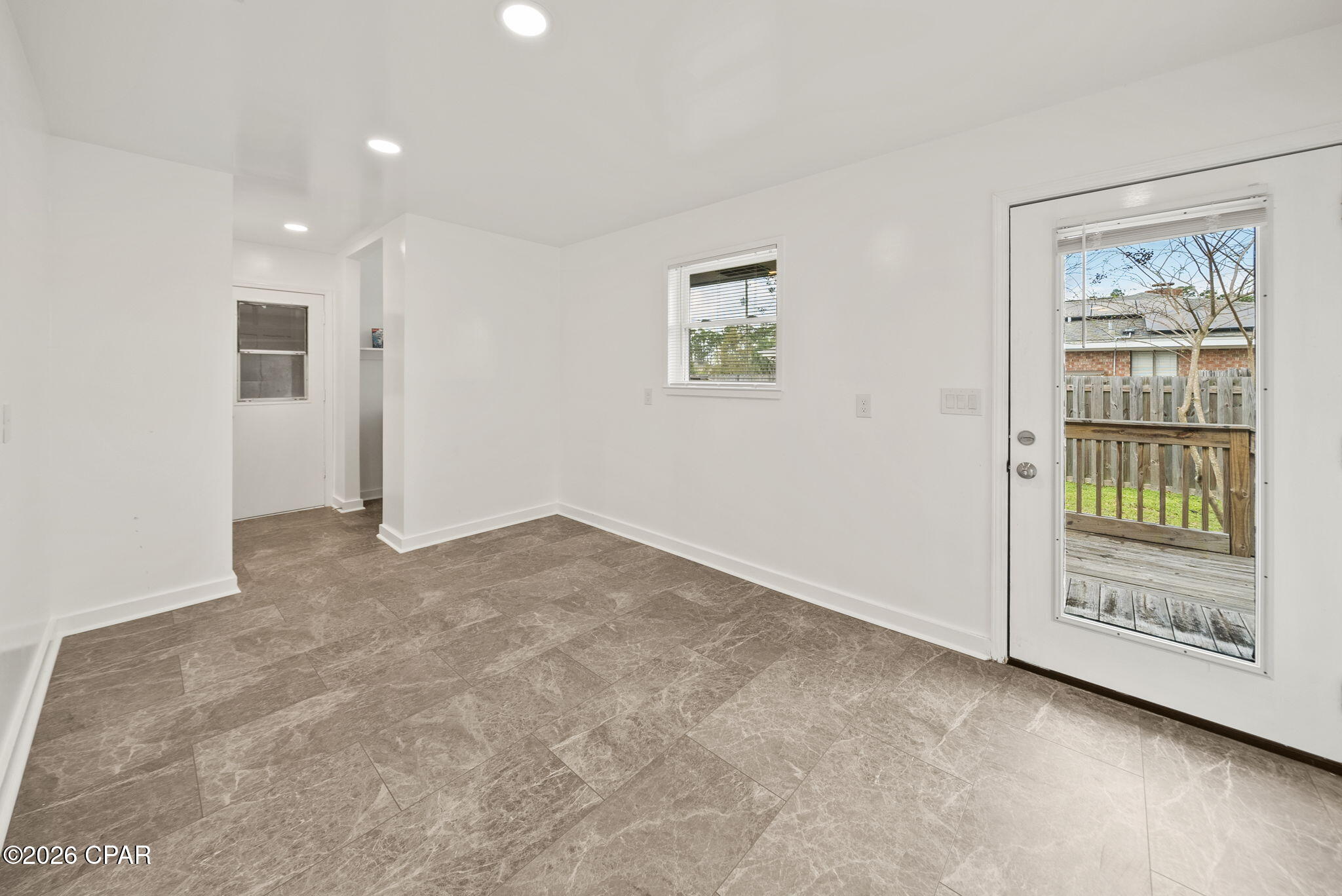 Image 34 For 1006 Goose Bayou Road