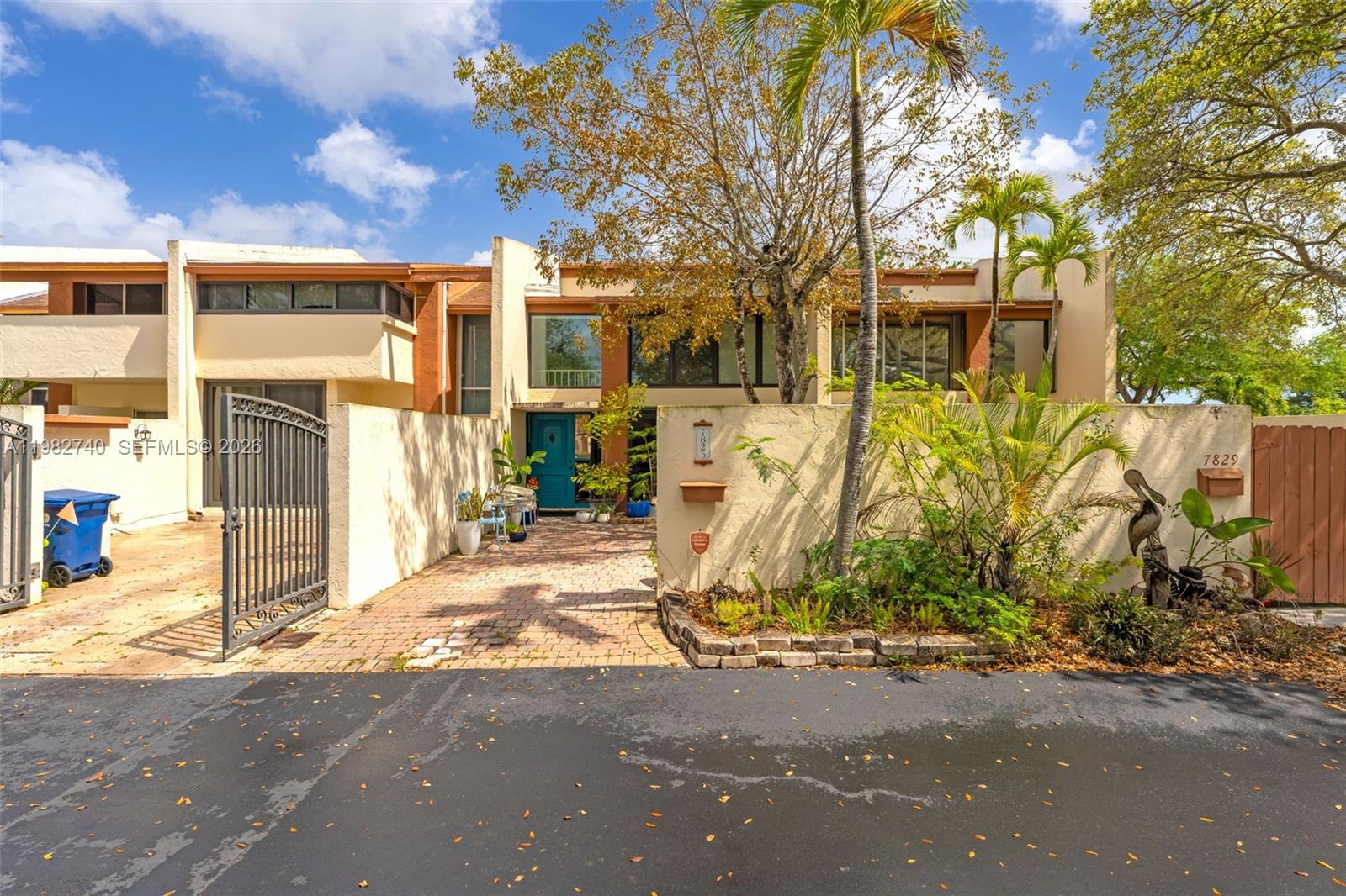 Sunset Park Lake Villas S