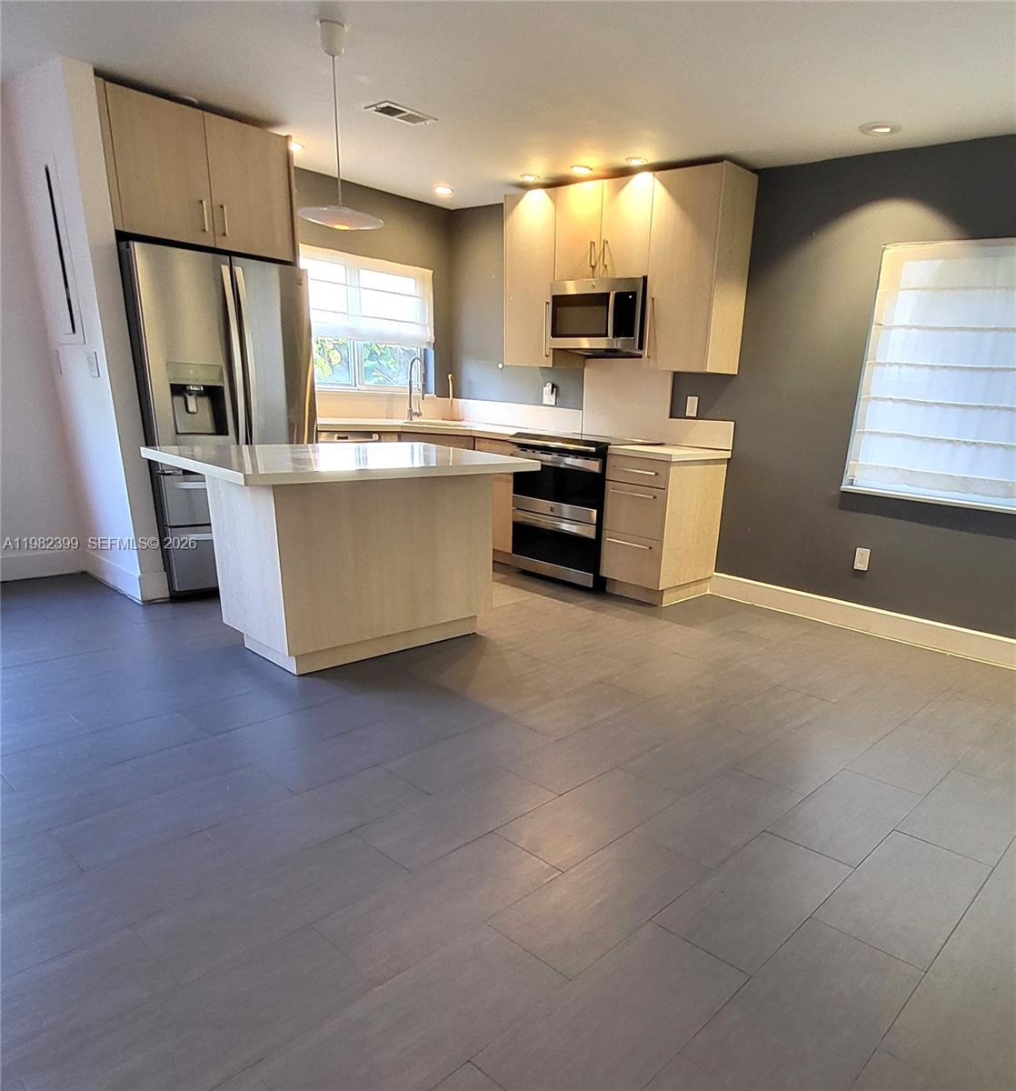 Property photo # 9
