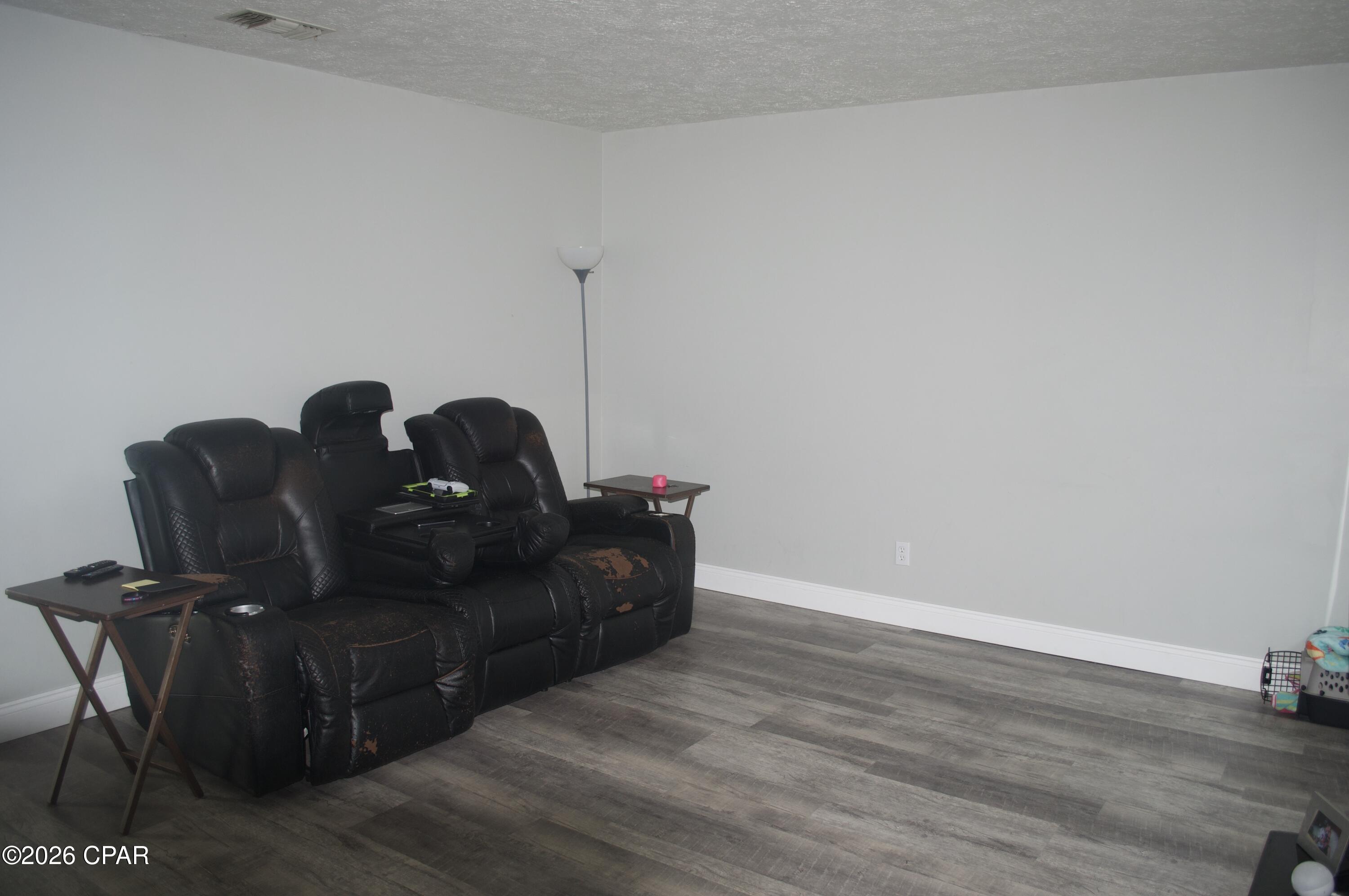 Image 11 For 1022 Bradley Circle
