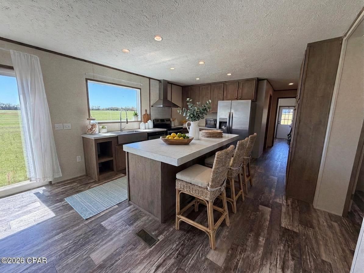 Listing photo id 2 for 6435 Butler Road