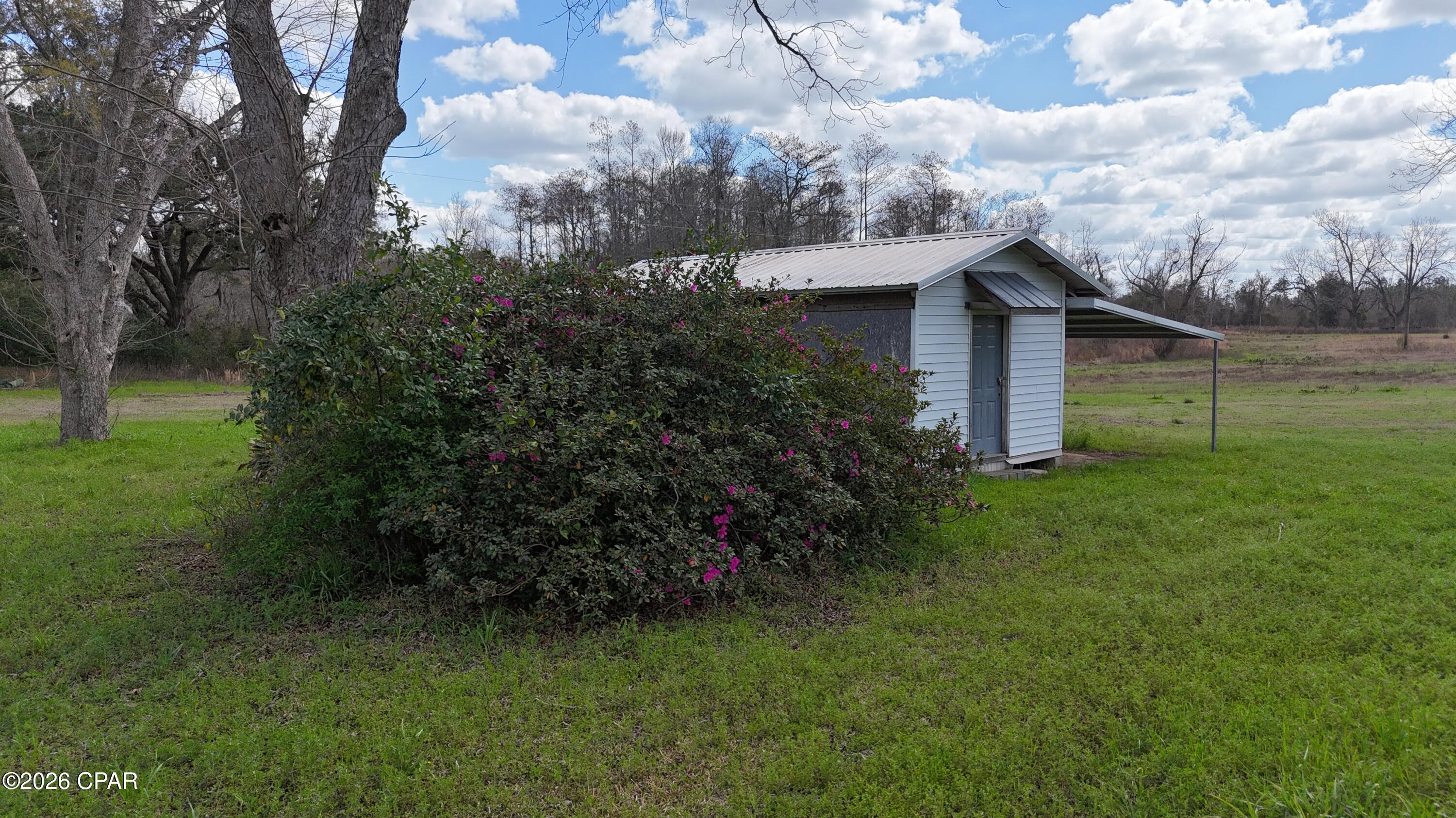 23rd image of 6775 Us Hwy 90, Grand Ridge, FL 32442 | MLS# 786833