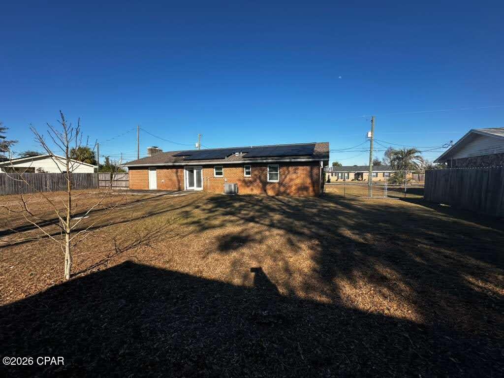 Photo 2 of Sale Pending at 726 Miles Dr, Panama City, FL 32404 | MLS# 786851 | Listing updated on 2026-09-21