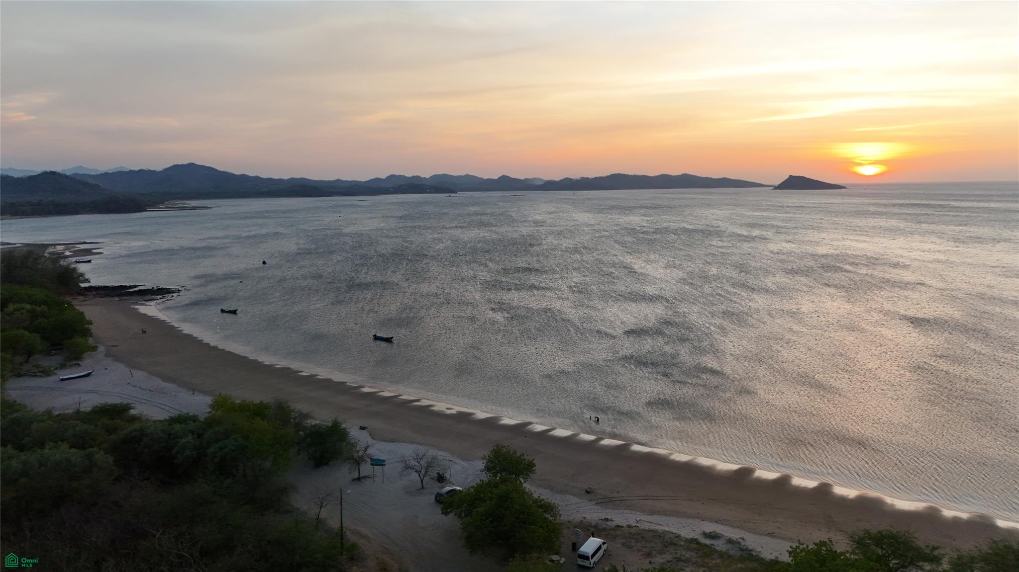  bed Land For Sale in La Cruz, Guanacaste - 1