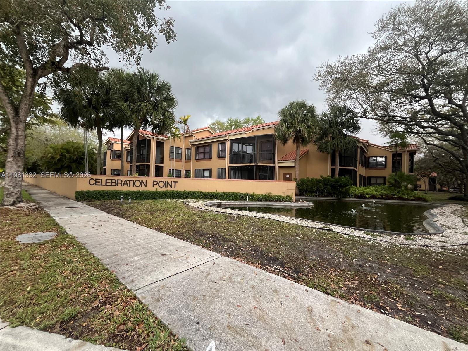 15525 Miami Lakeway N Unit 204, Miami Lakes, Florida 33014