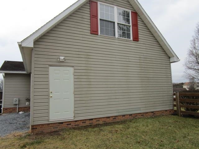 135 Dillon Ct