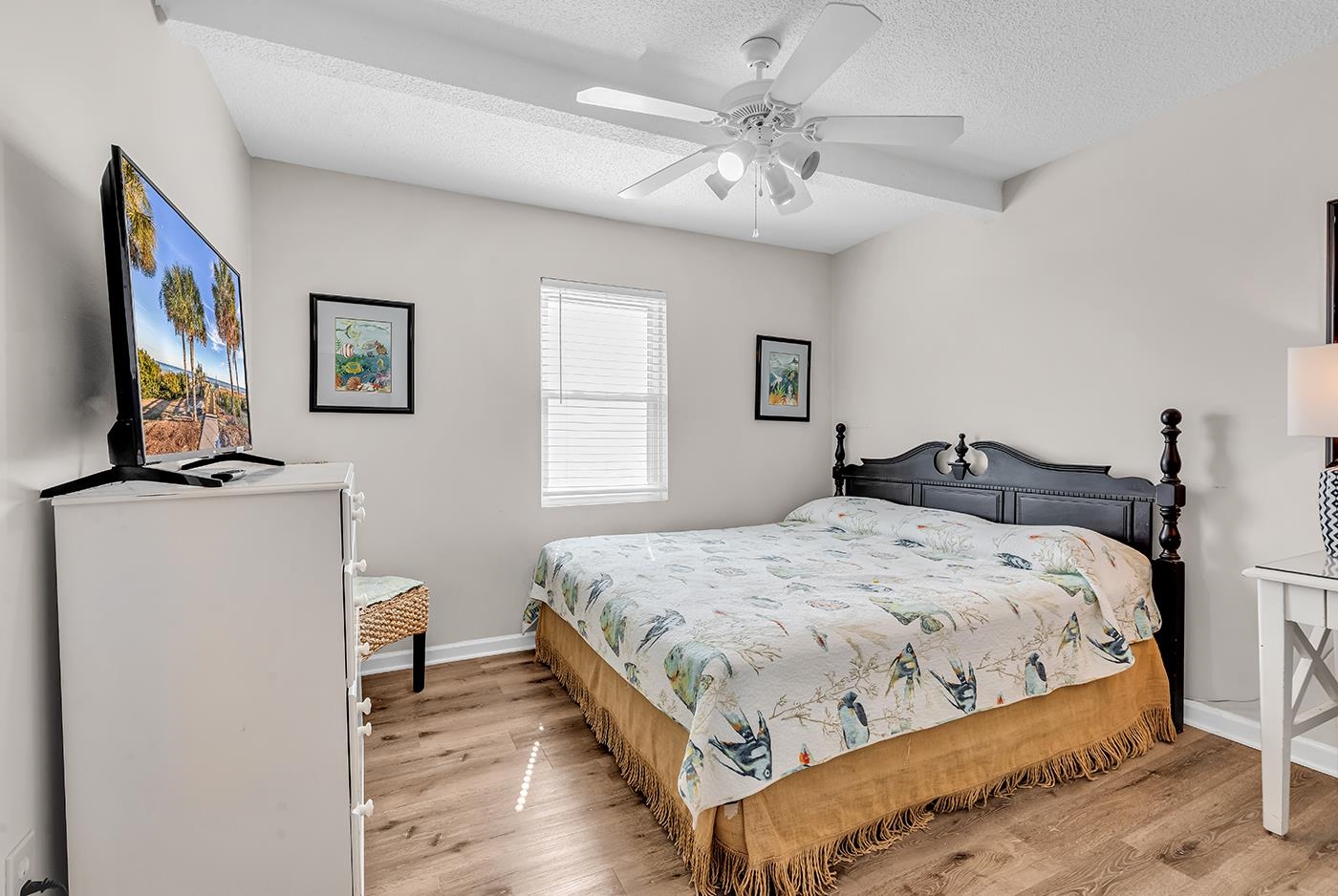 306 Waccamaw Dr. 
