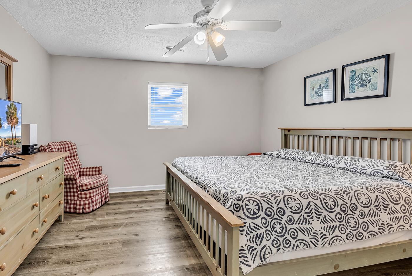 306 Waccamaw Dr. 