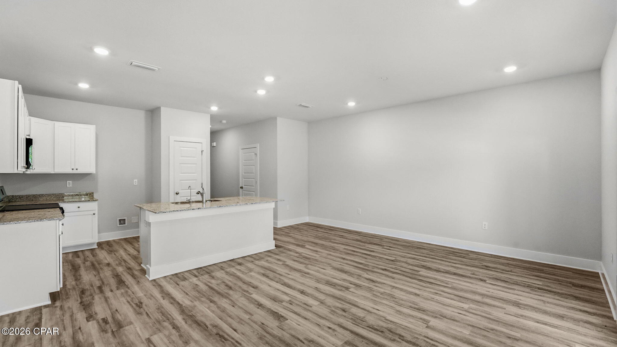 Image 15 For 420 Chateau Lane