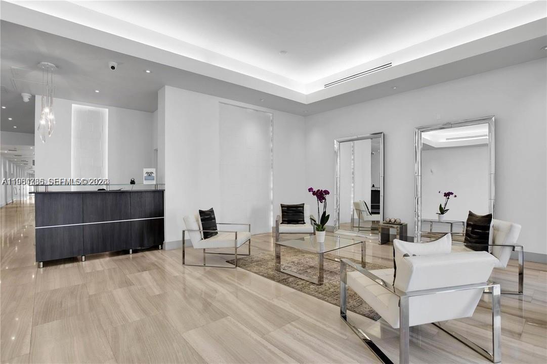 Bayview Terr Condo
