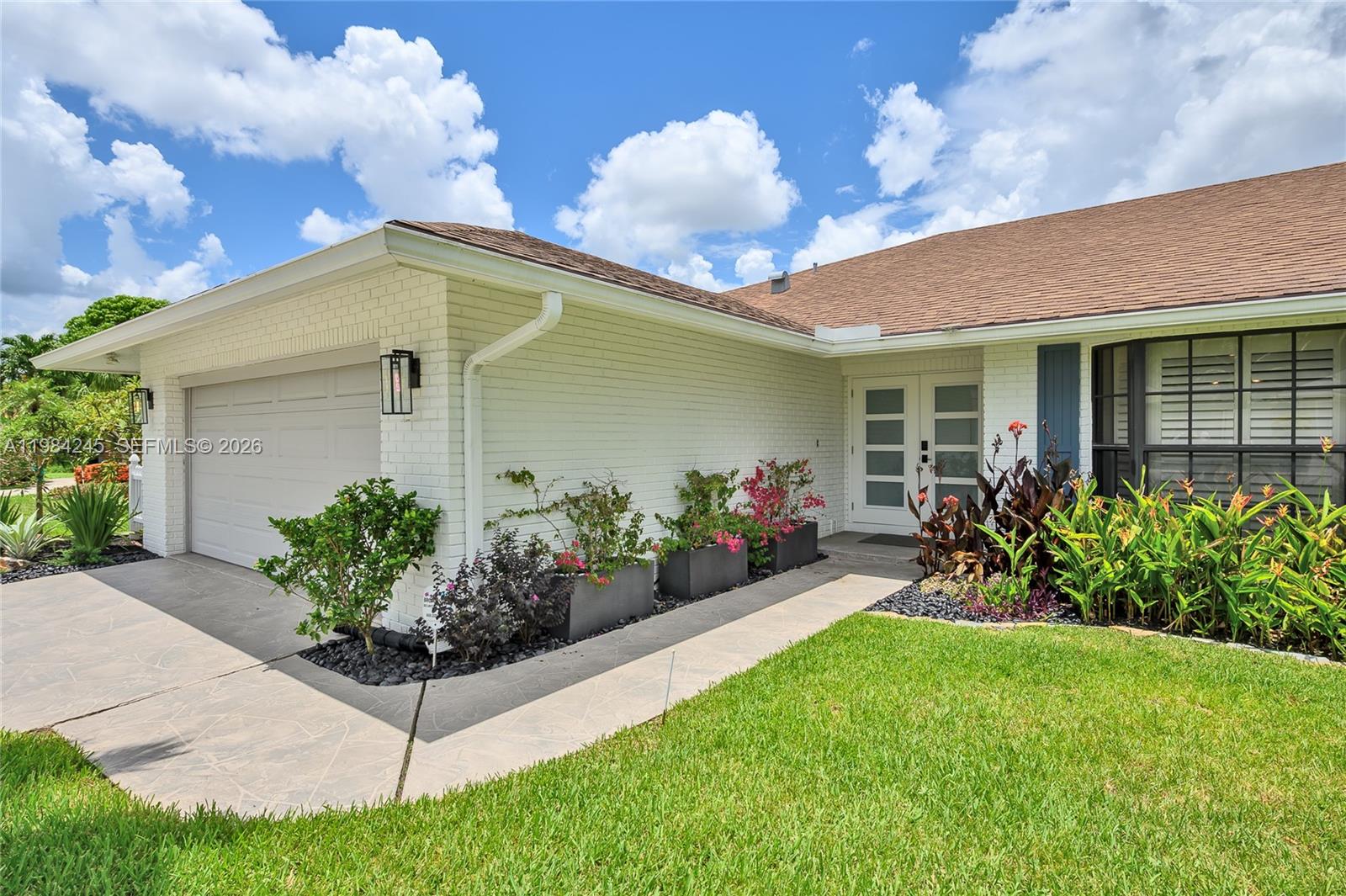 Homes for sale in Boca Raton, FL | 17611 Lake Park Rd, Boca Raton, FL 33487 | MLS# A11984245