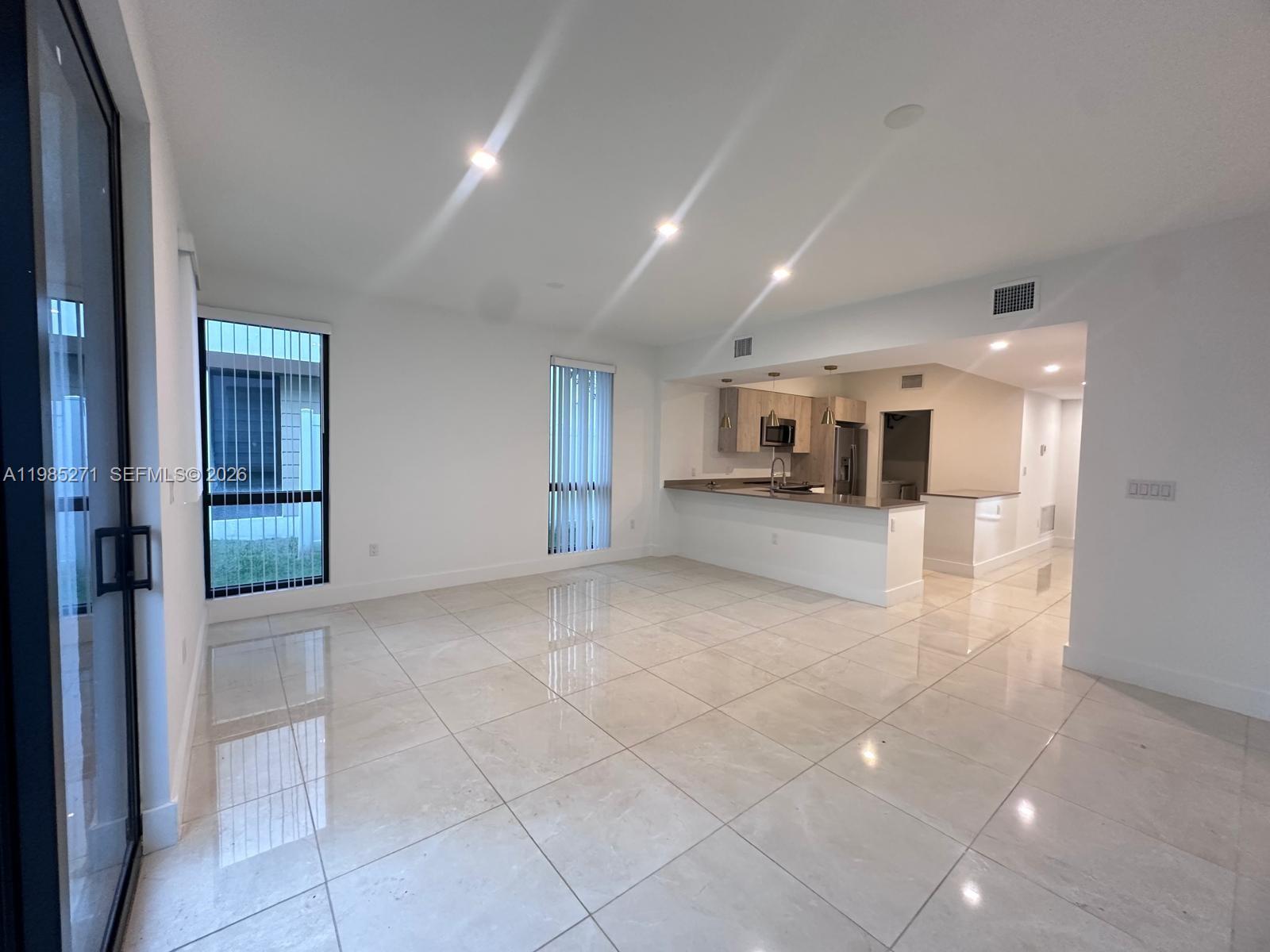 Oaks Place
