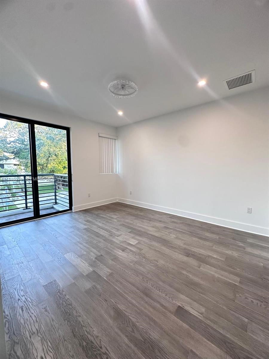 Designer master bathroom at 5481 Oak Way - Townhouse in Dania Beach