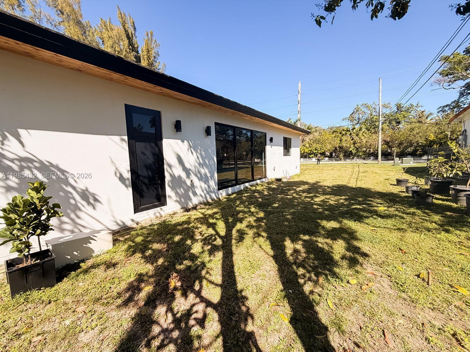 Homes for sale in South Miami, FL | 6200 Sw 57th Dr, South Miami, FL 33143 | MLS# A11985432