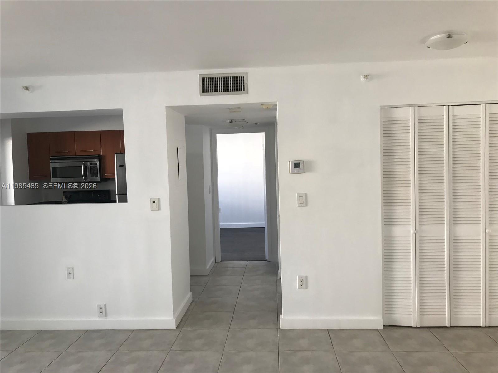 Nirvana Condo No Four Con