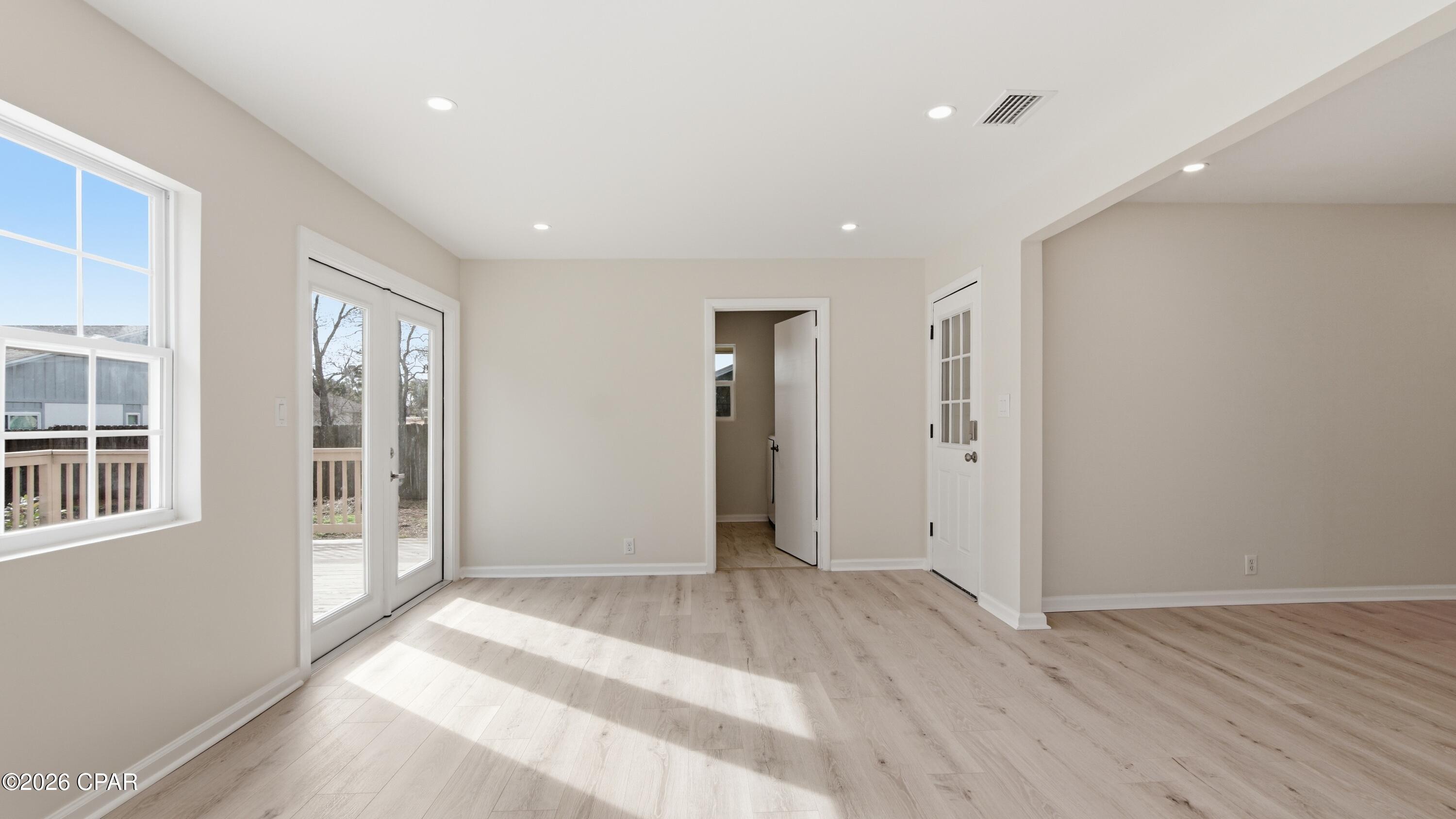 Photo 4 of Sale Pending at 1112 Earl Ave, Panama City, FL 32401 | MLS# 787012 | Listing updated on 2026-10-24