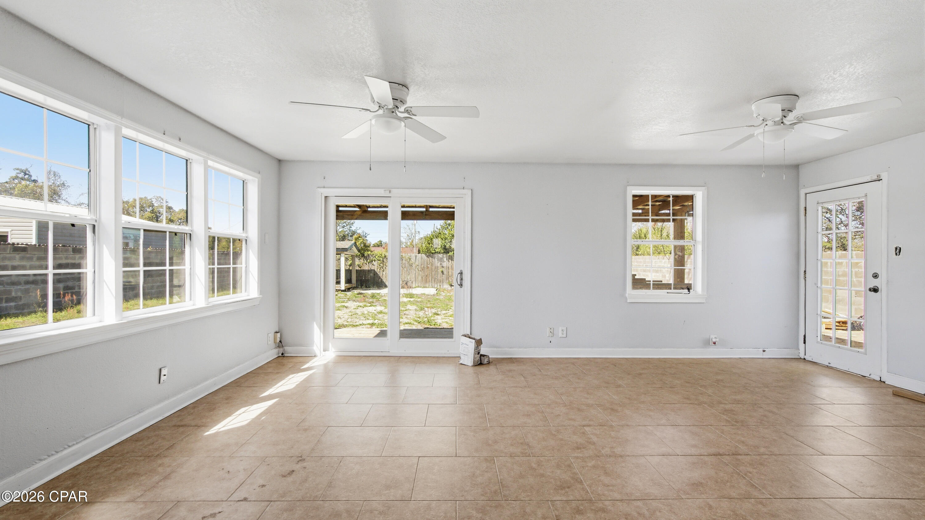 Image 3 For 1613 Hickory Avenue