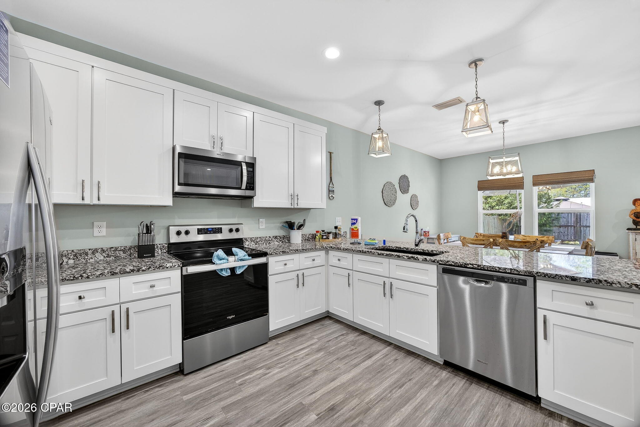 Image 6 For 319 Oleander Drive