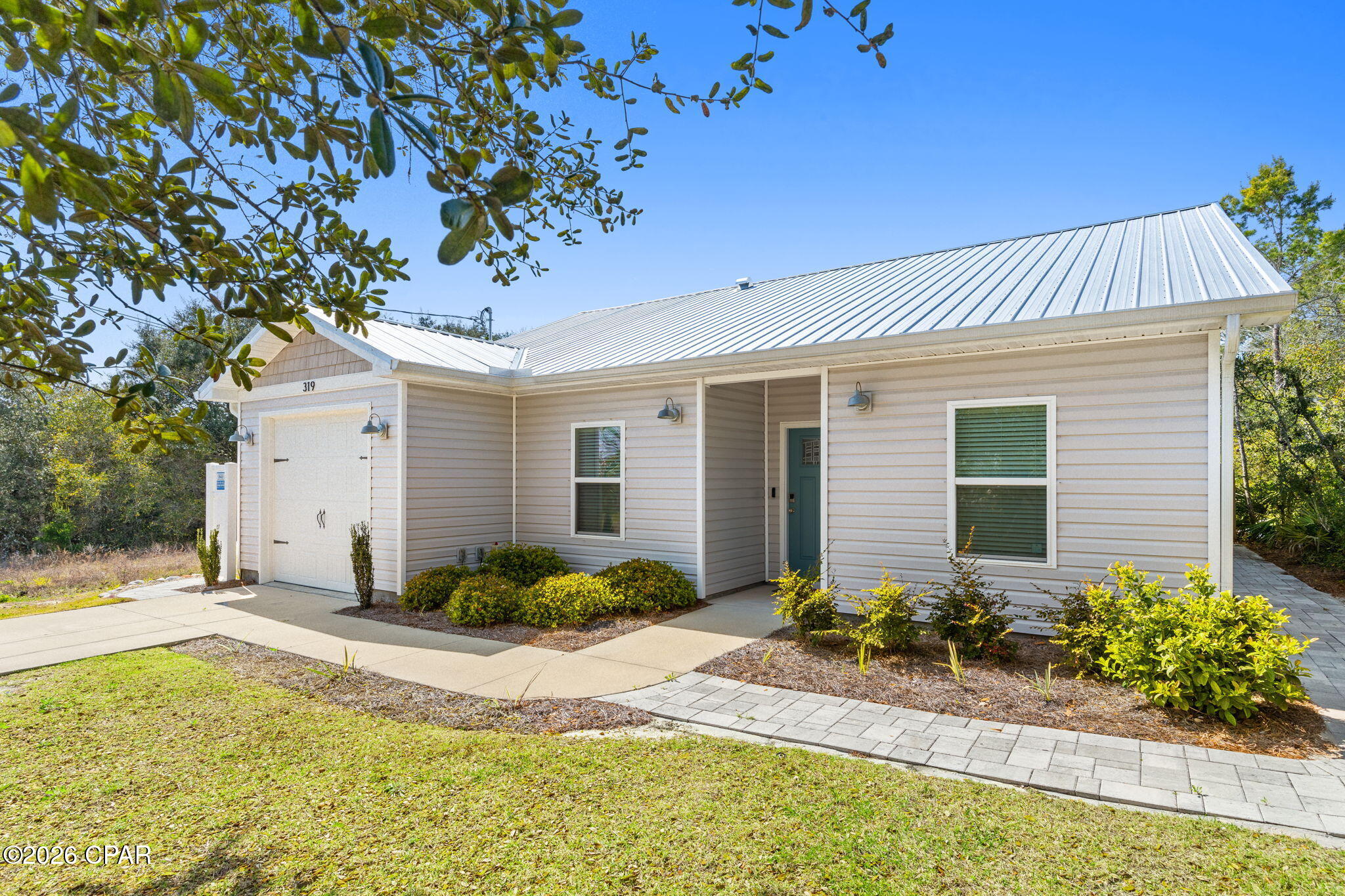 Image 8 For 319 Oleander Drive