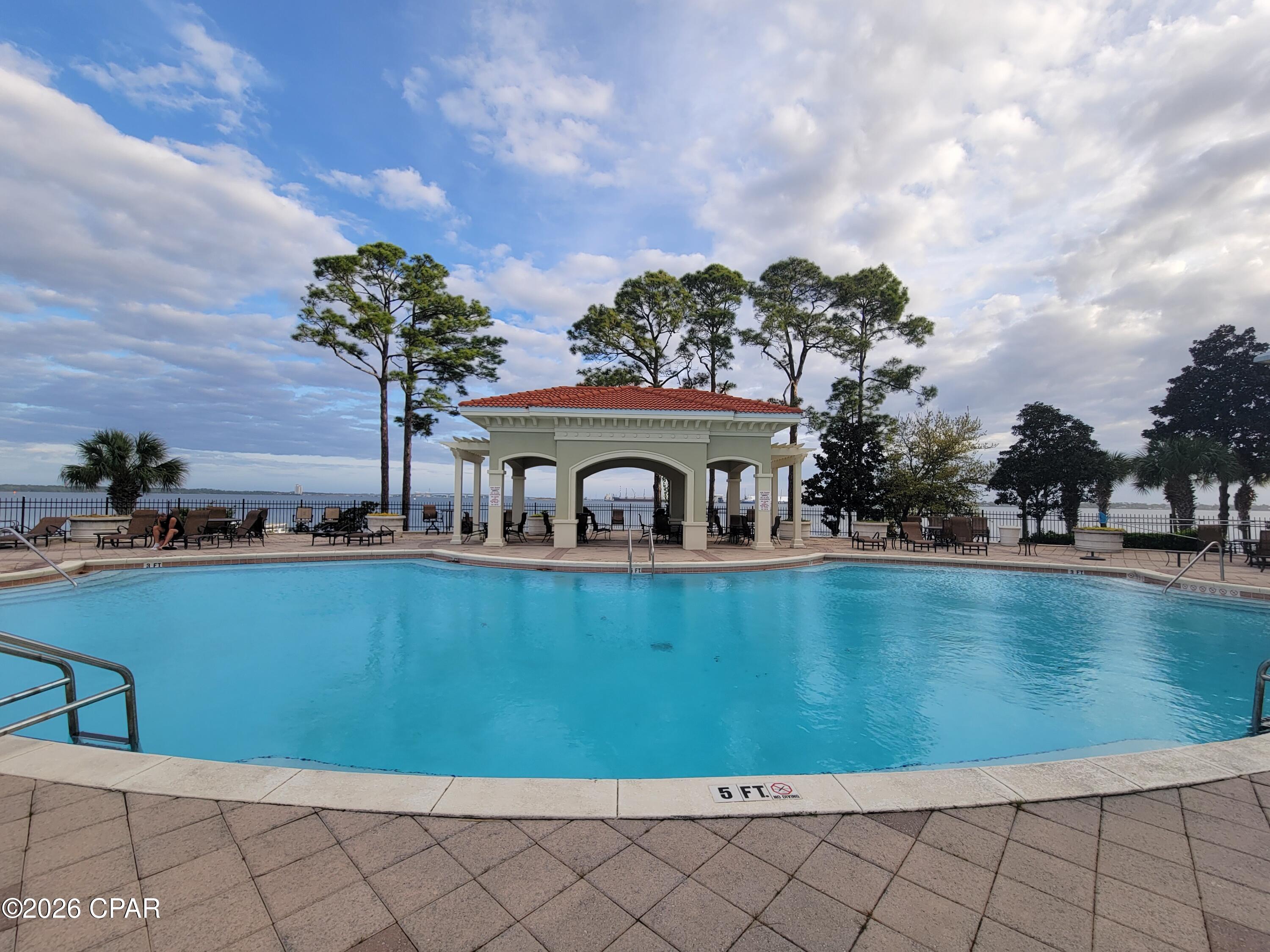 Image 10 For 2400 Grandiflora Boulevard 904