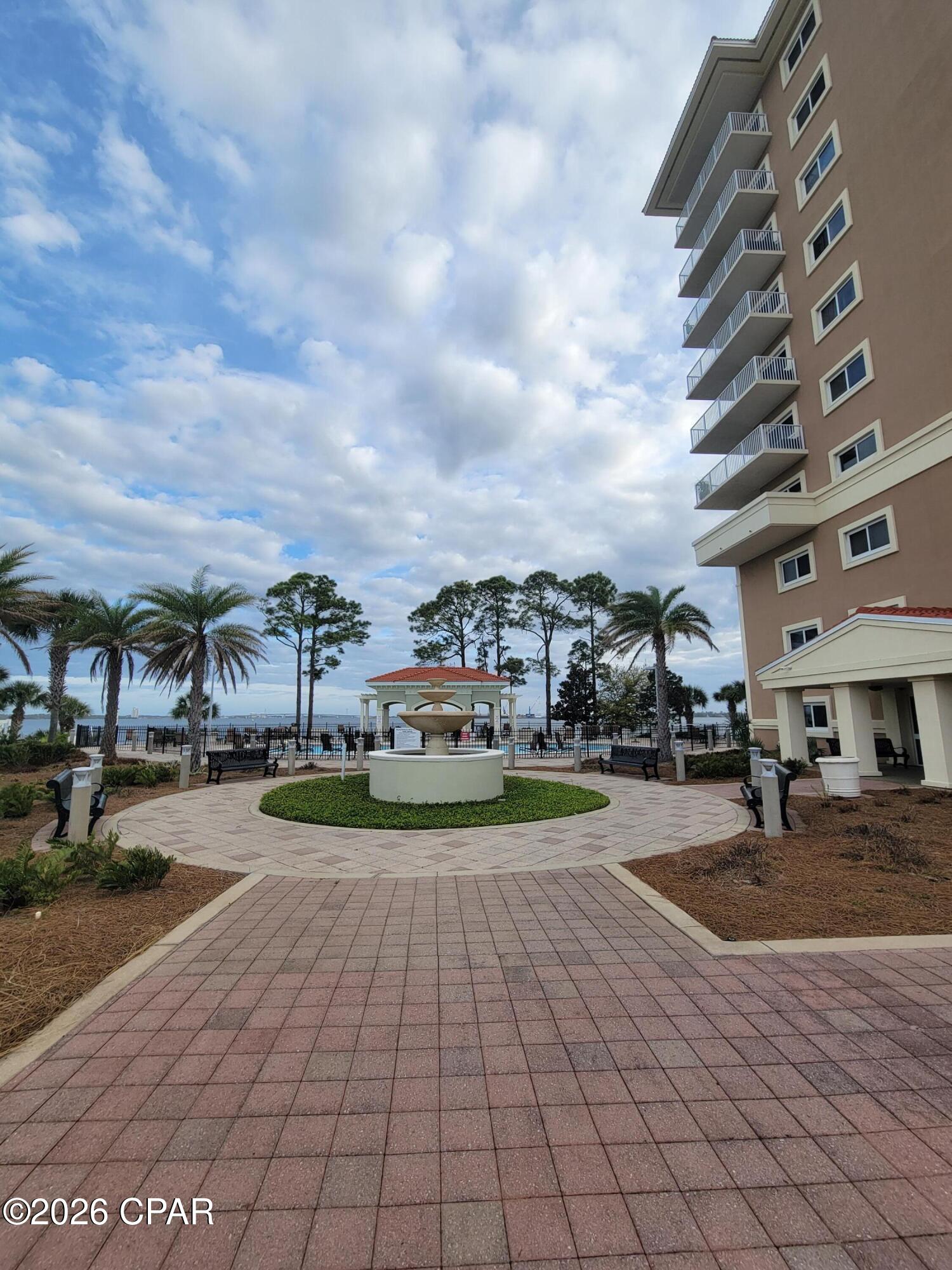 Image 4 For 2400 Grandiflora Boulevard 904