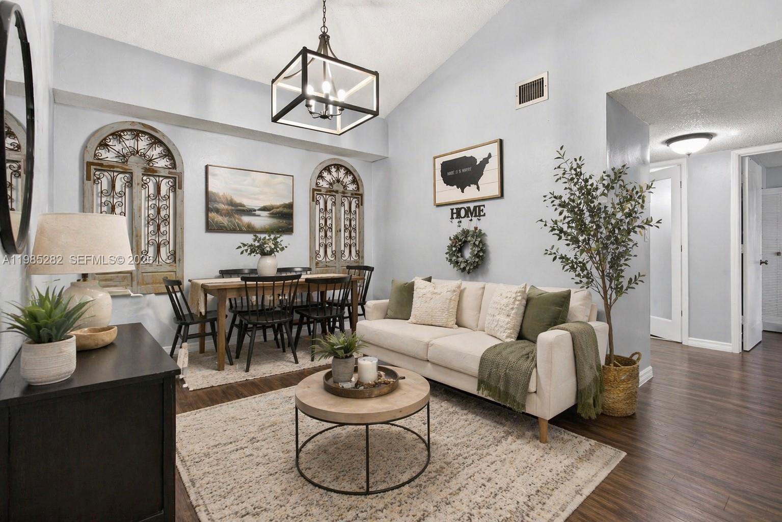 Oakland Forest Club Condo