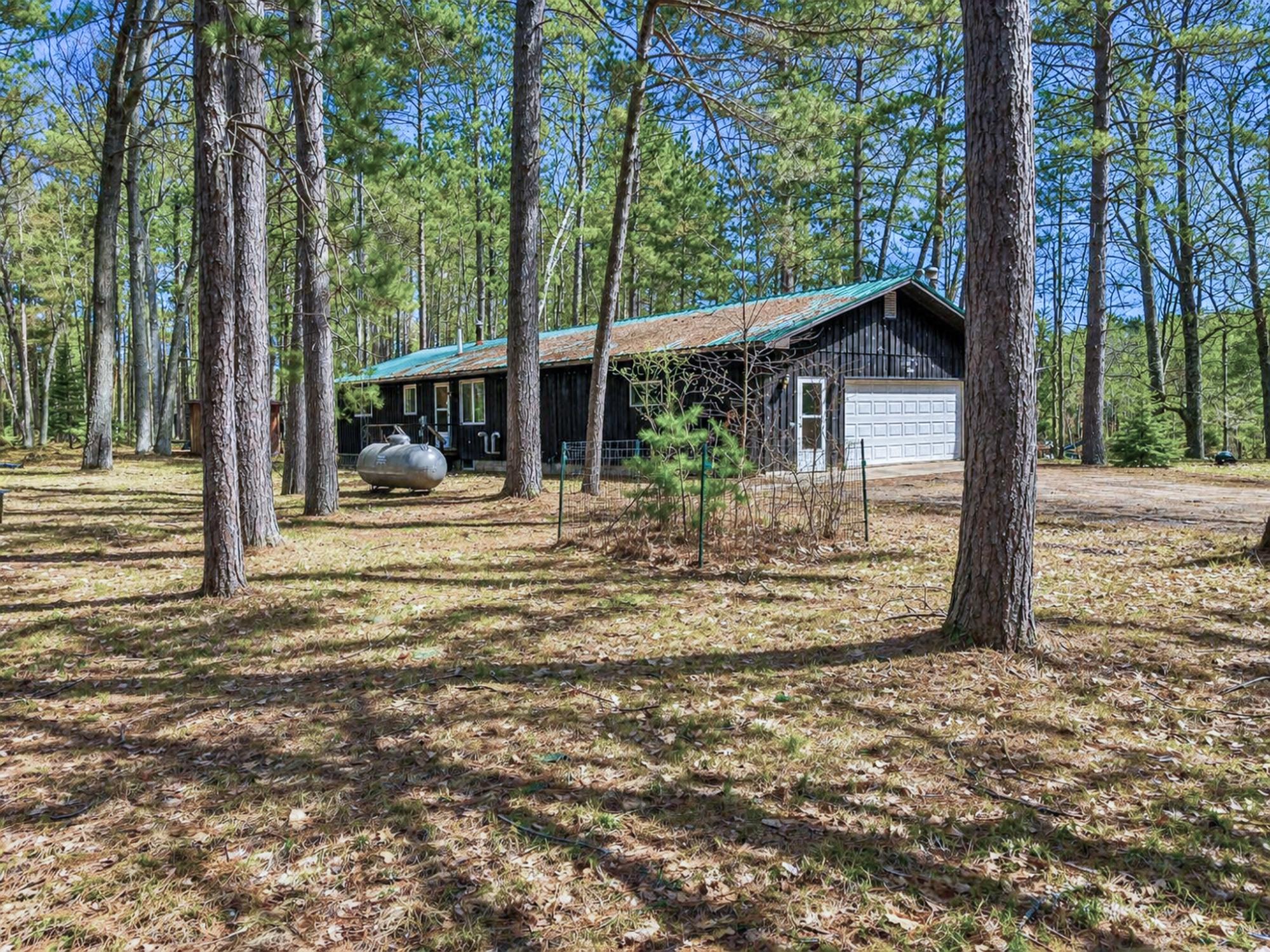 Undocumented Lake Property 7768 Hiawatha Cr Photo 5