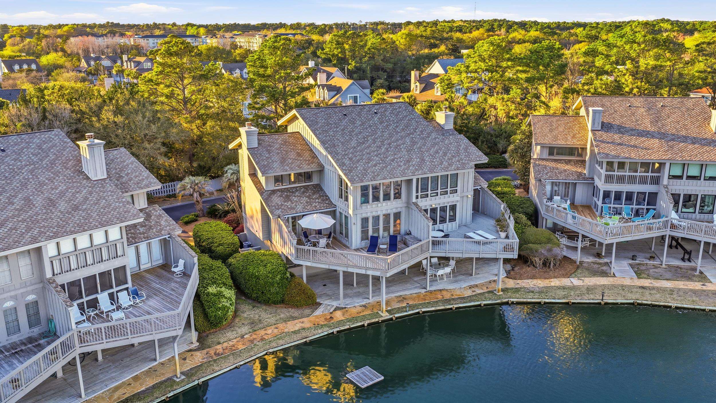 2607269 | Photo 2