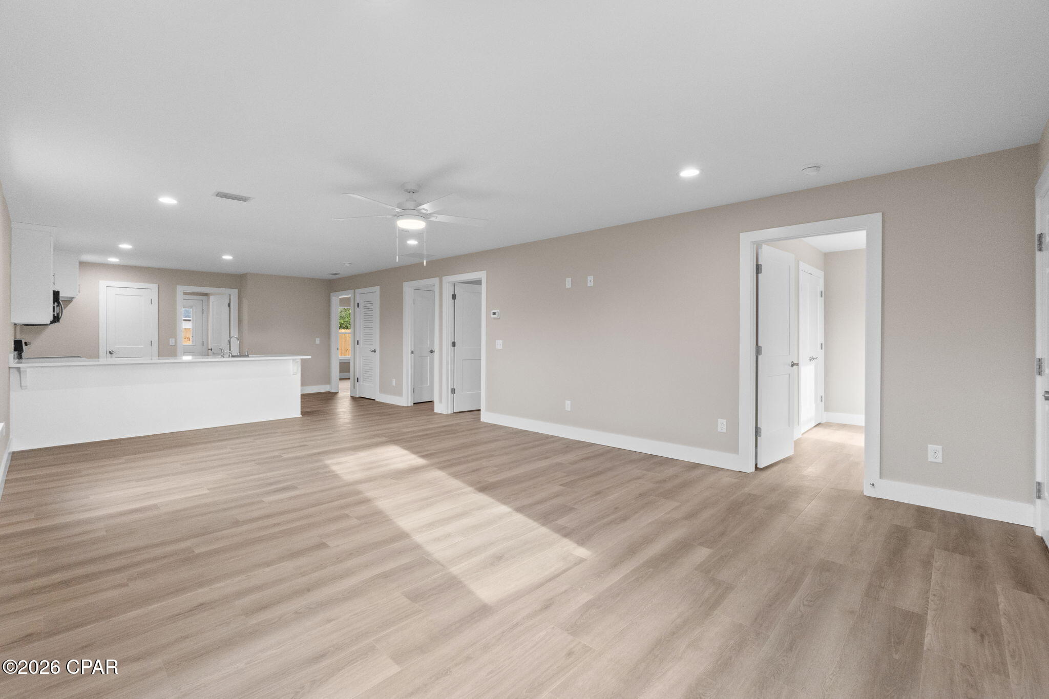 Image 7 For 727 Kirklin Avenue