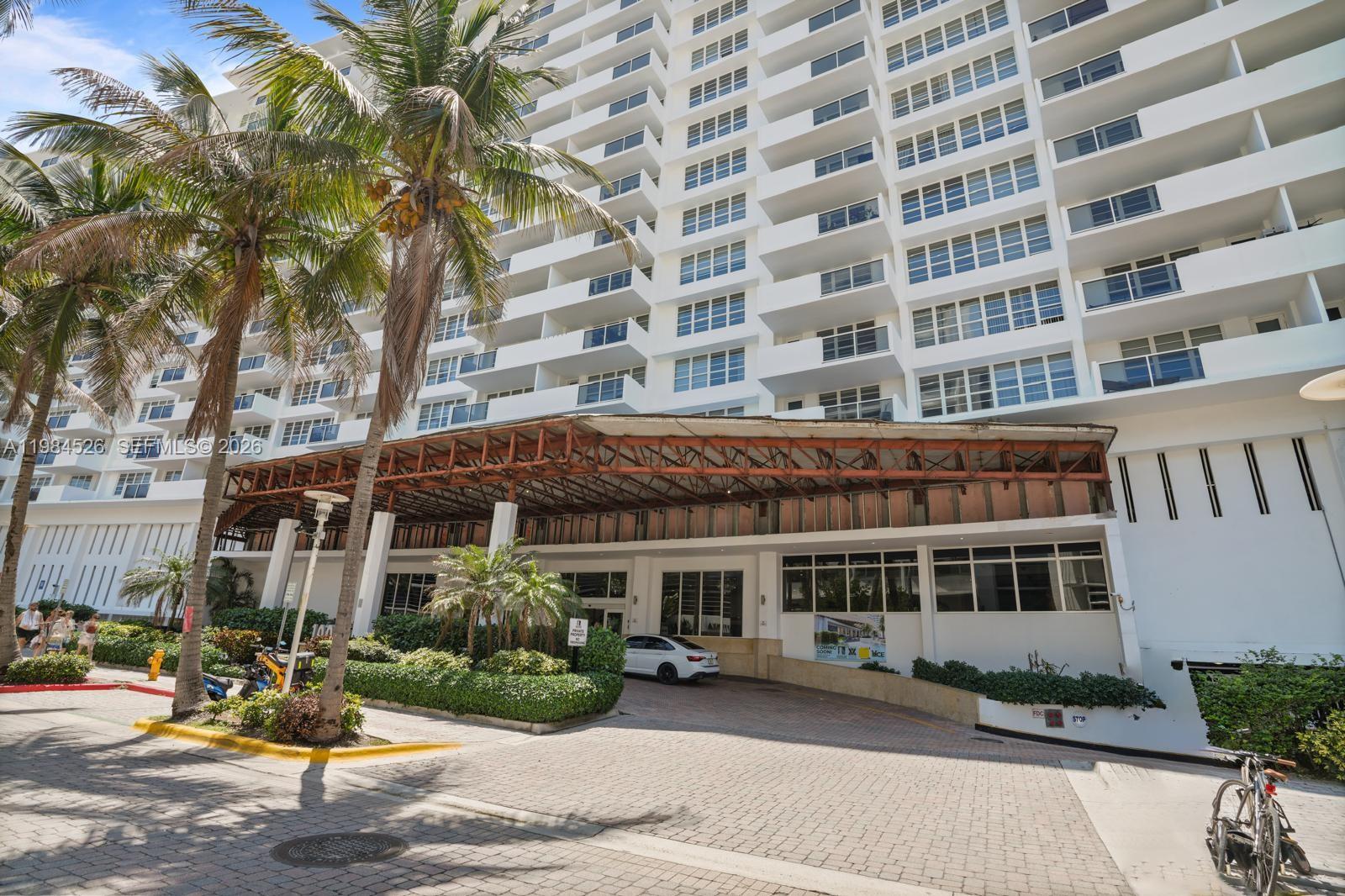 The Decoplage Condo