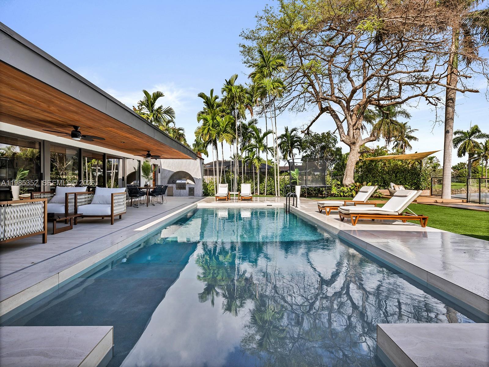 Royal Palm Harbor 1St Add