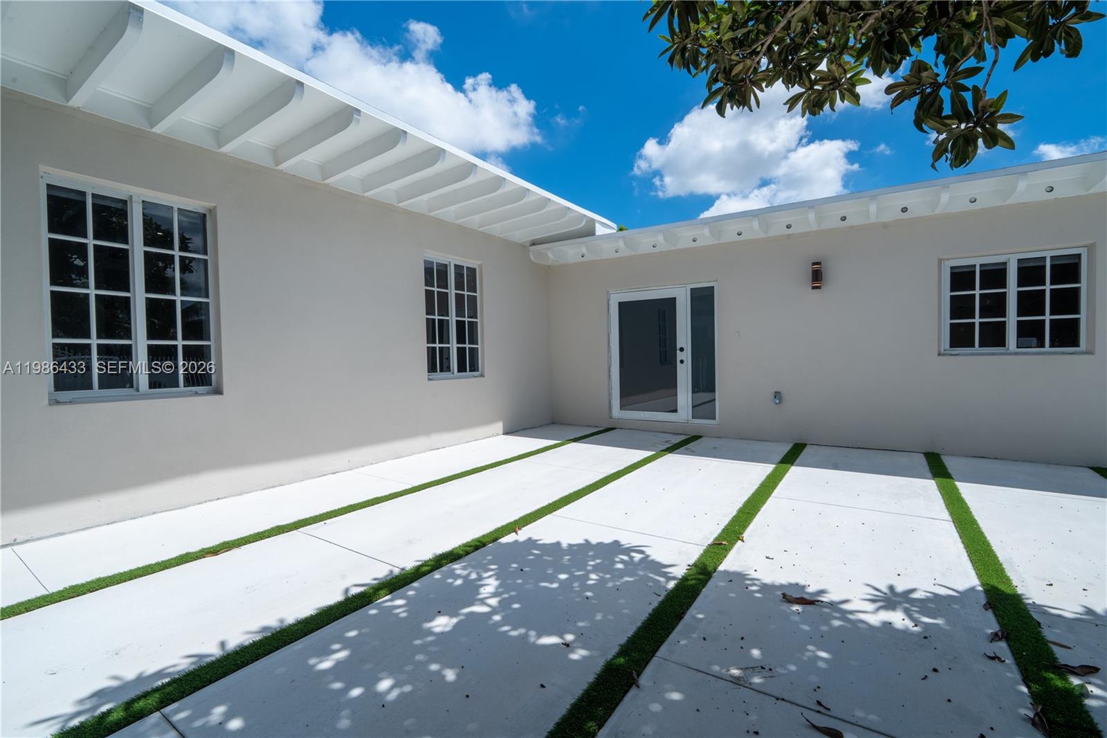 W Miami Shores Sec B