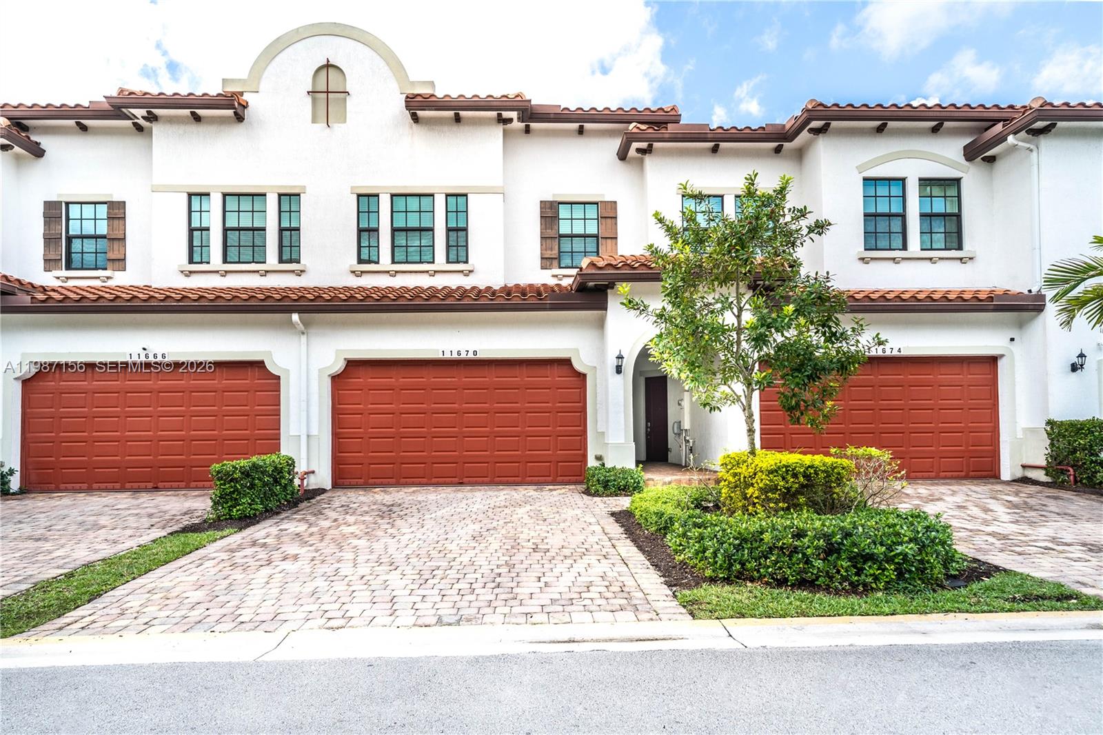 Pembroke Lakes South