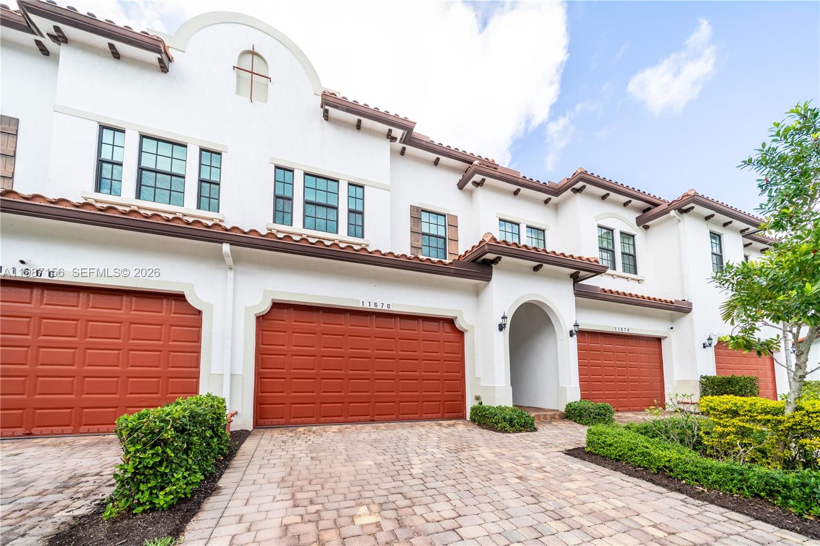Property photo # 9