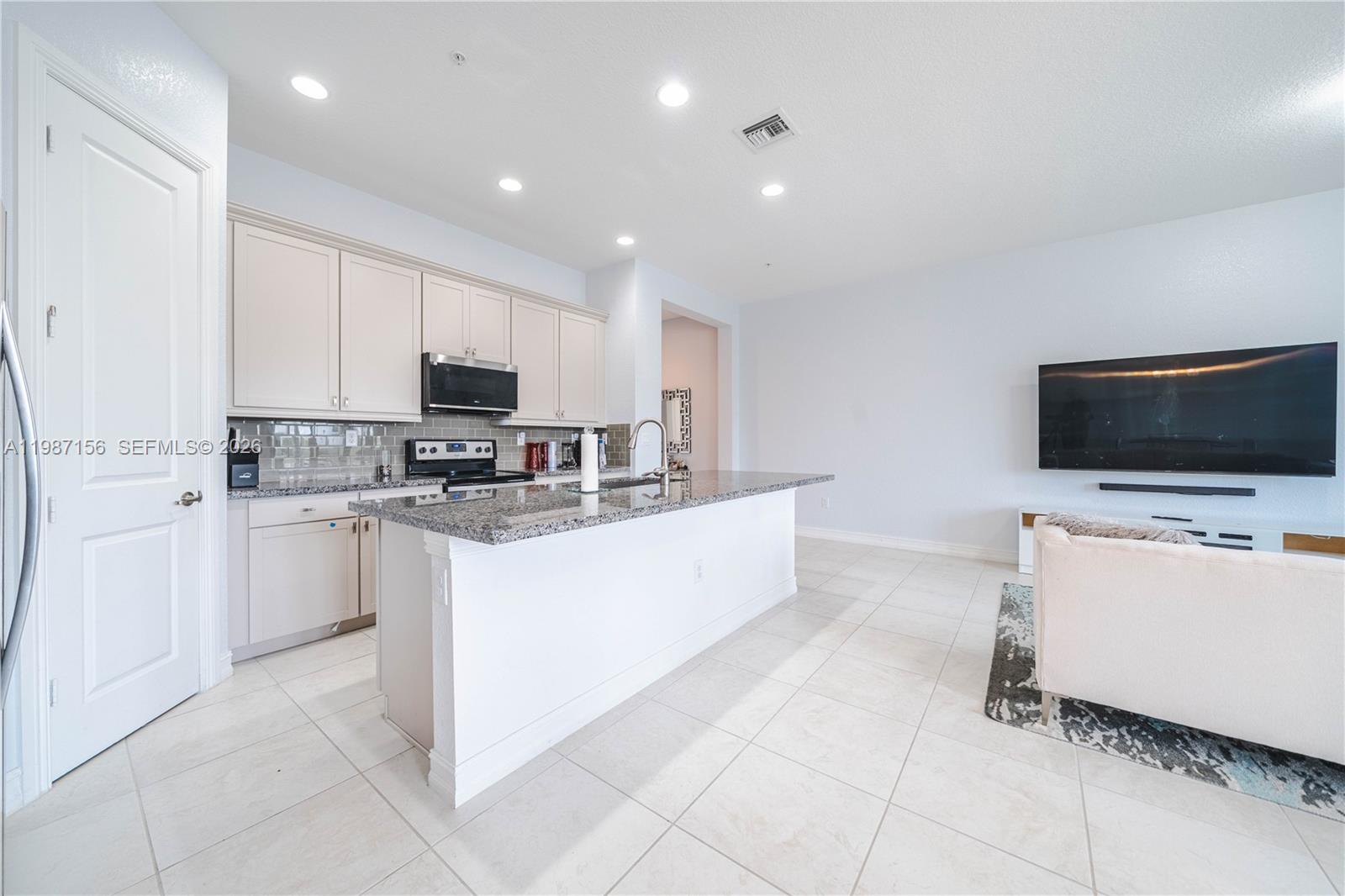 Property photo # 7