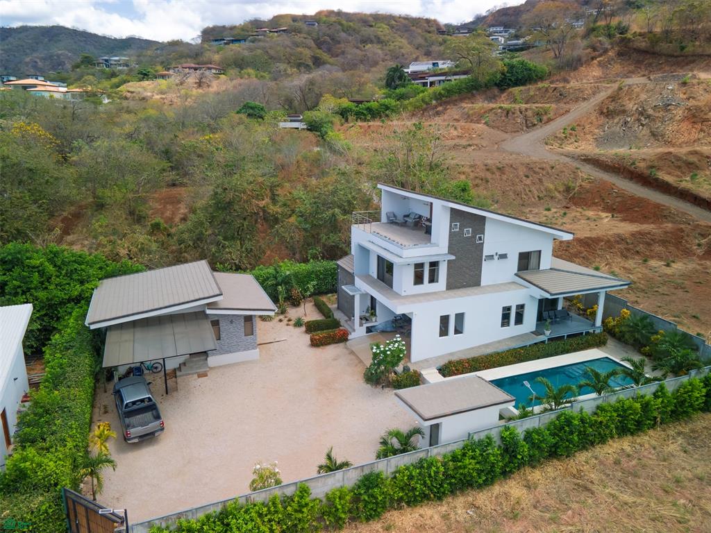 6 bed Single Family Homes For Sale in Santa Cruz, Guanacaste - 1