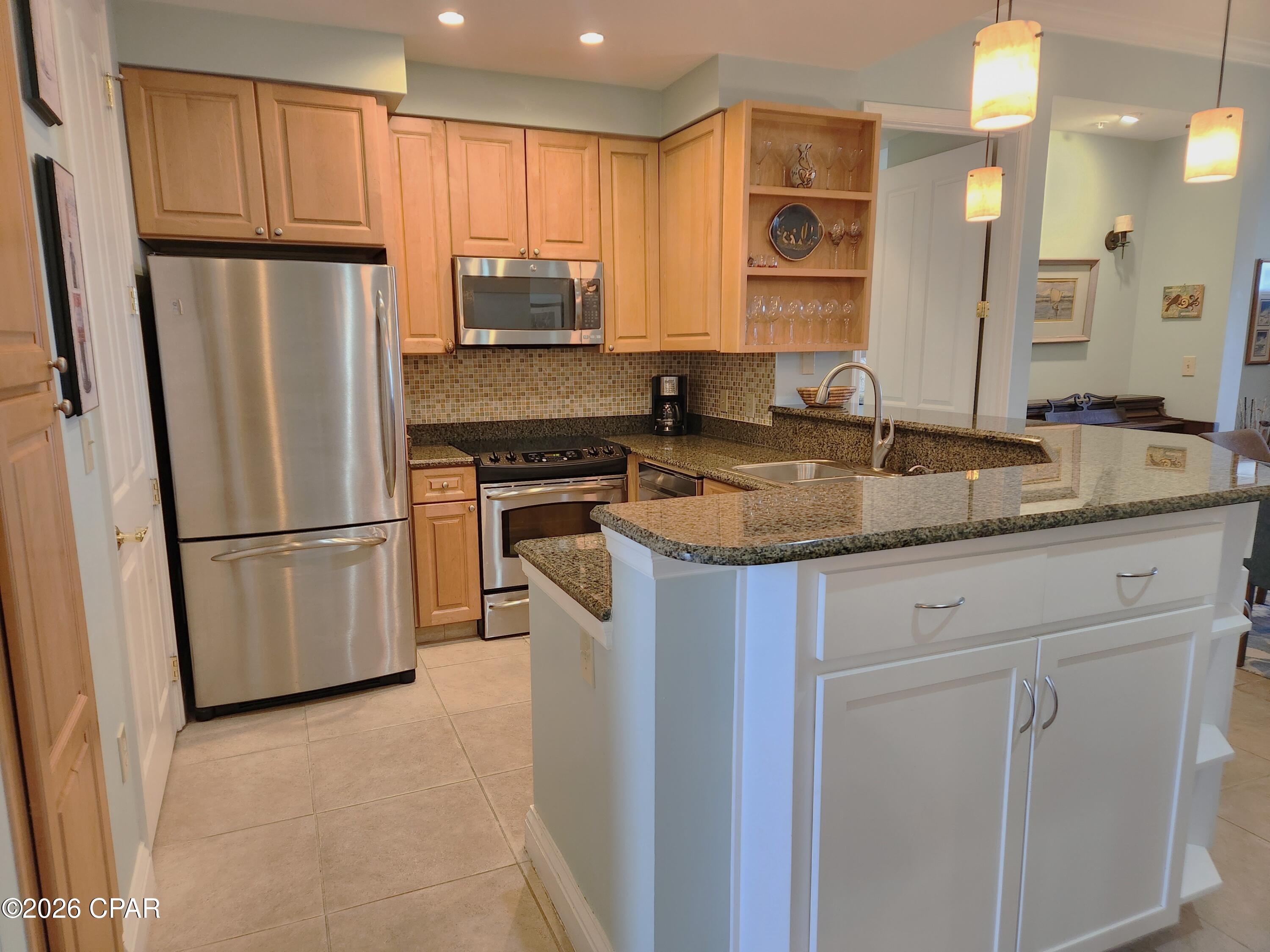 Image 3 For 4050 Marriott Drive 3803