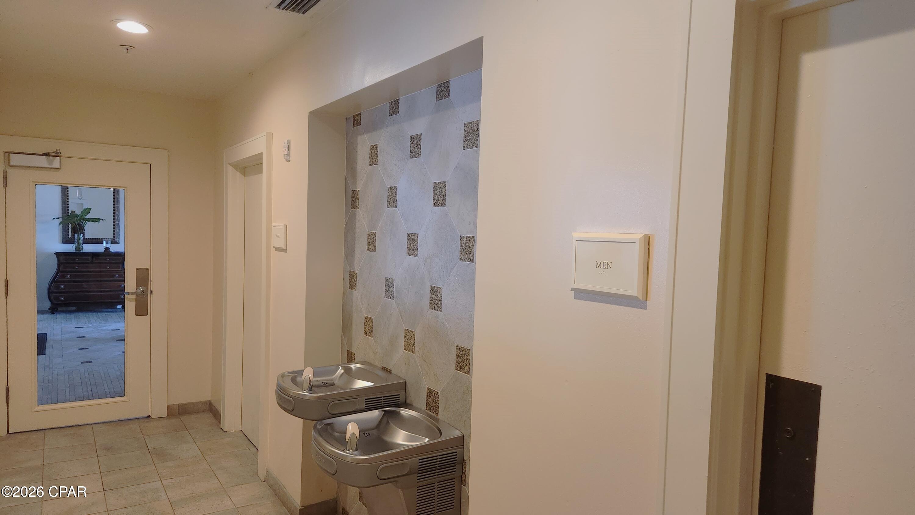 Image 46 For 4050 Marriott Drive 3803