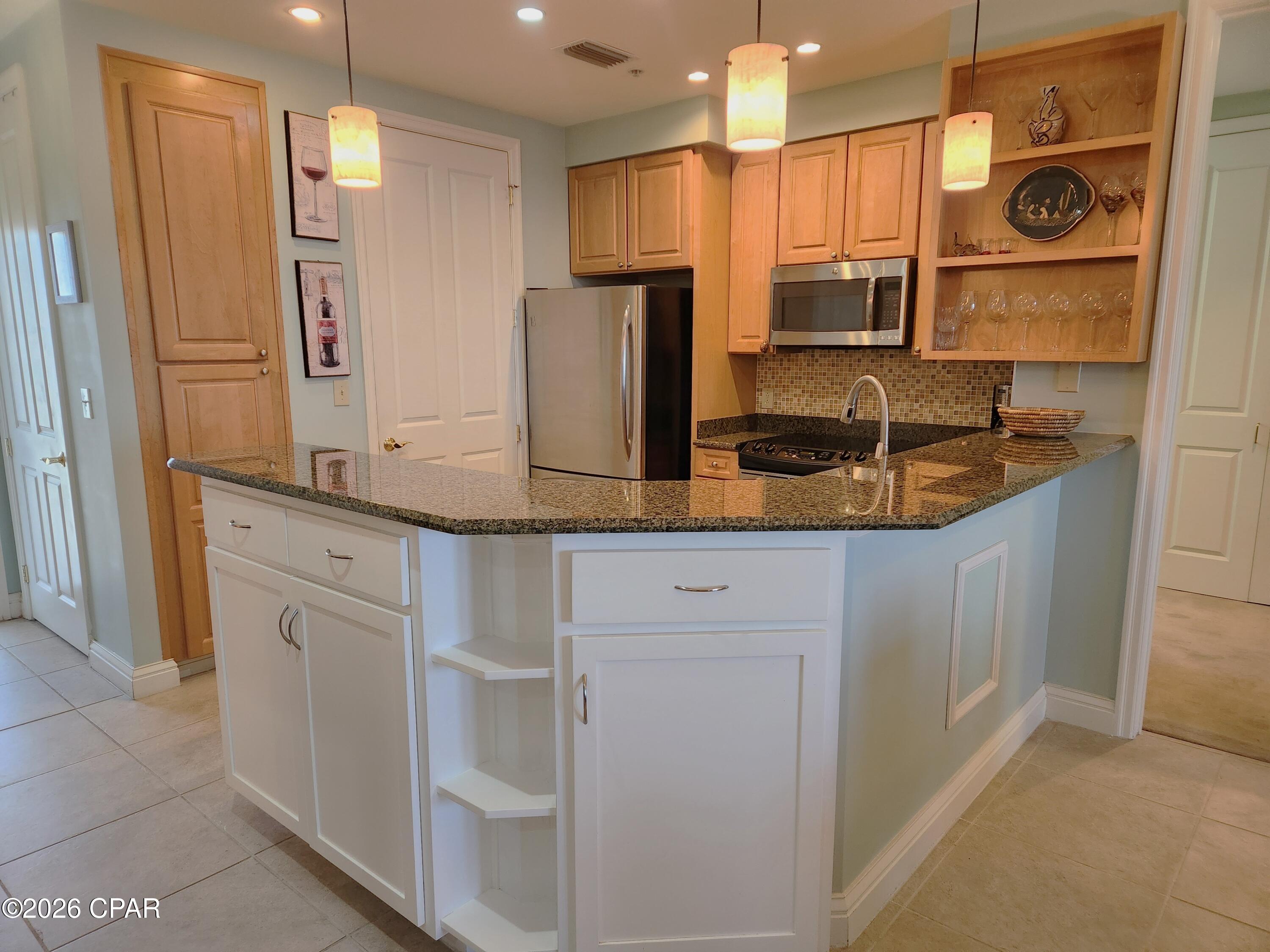 Image 6 For 4050 Marriott Drive 3803