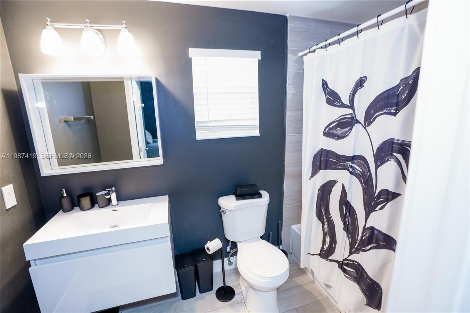 Property photo # 4