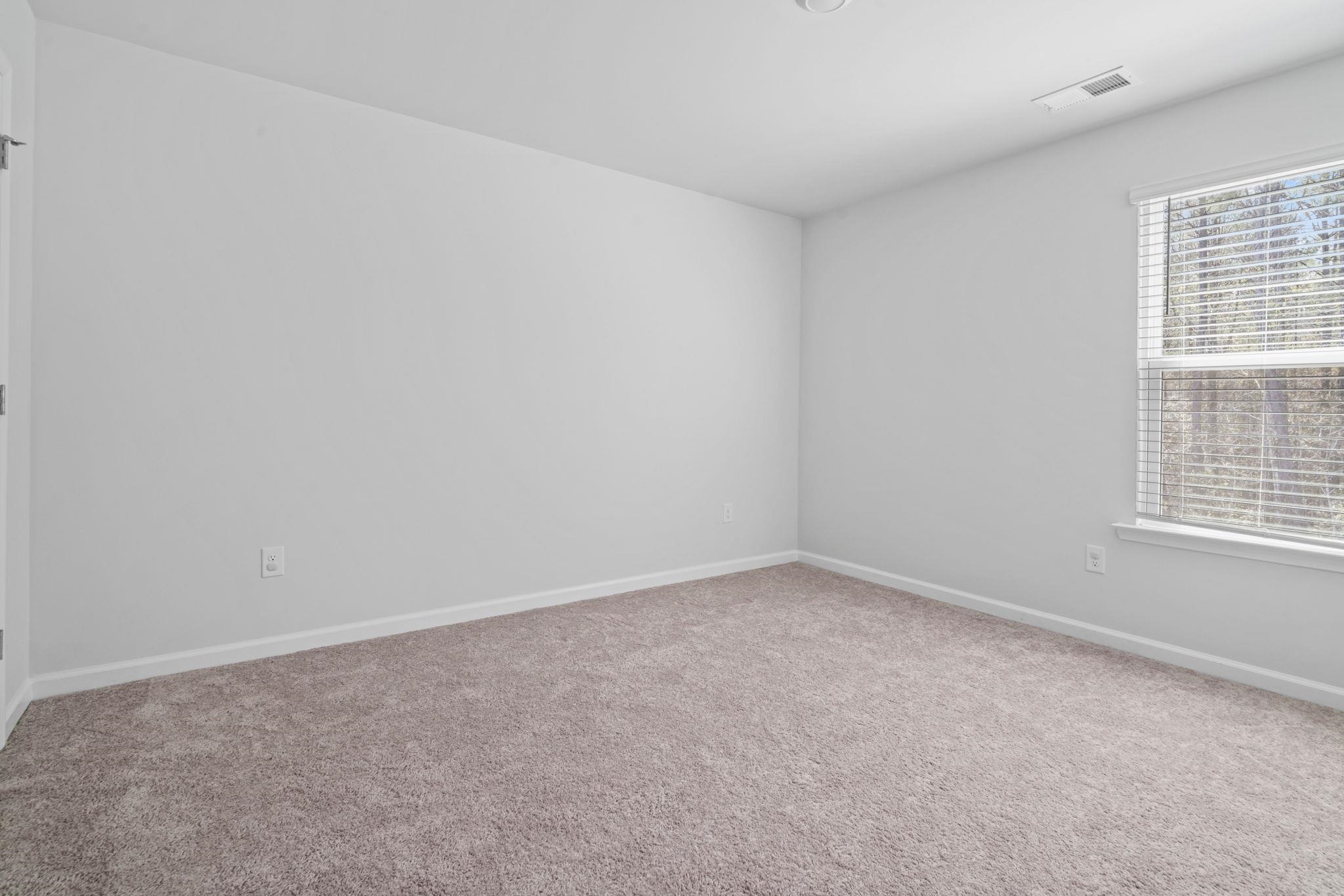 2607548 | Photo 22