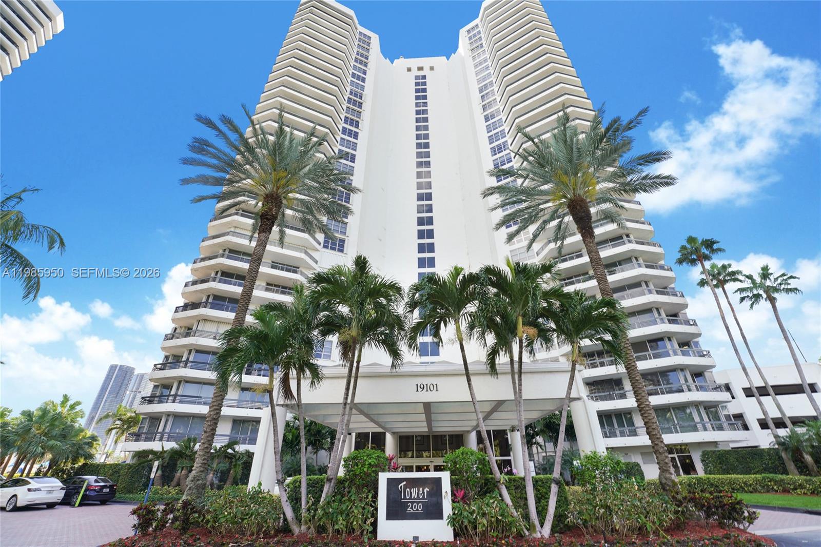 Mystic Pointe Condo No Th