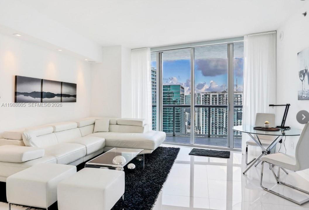 Iconbrickell Condo No 1