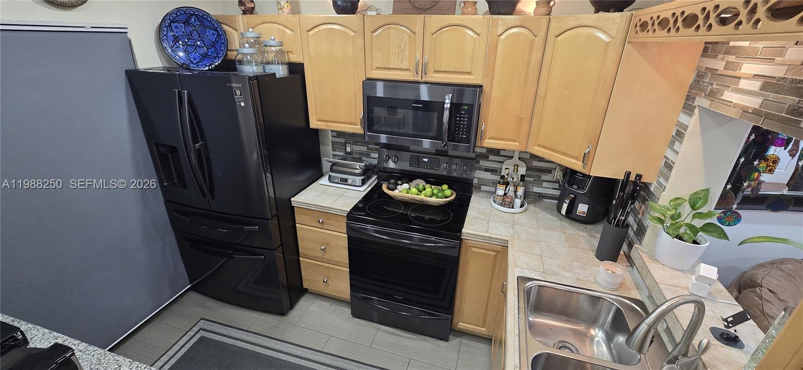Ramblewood Place Condo
