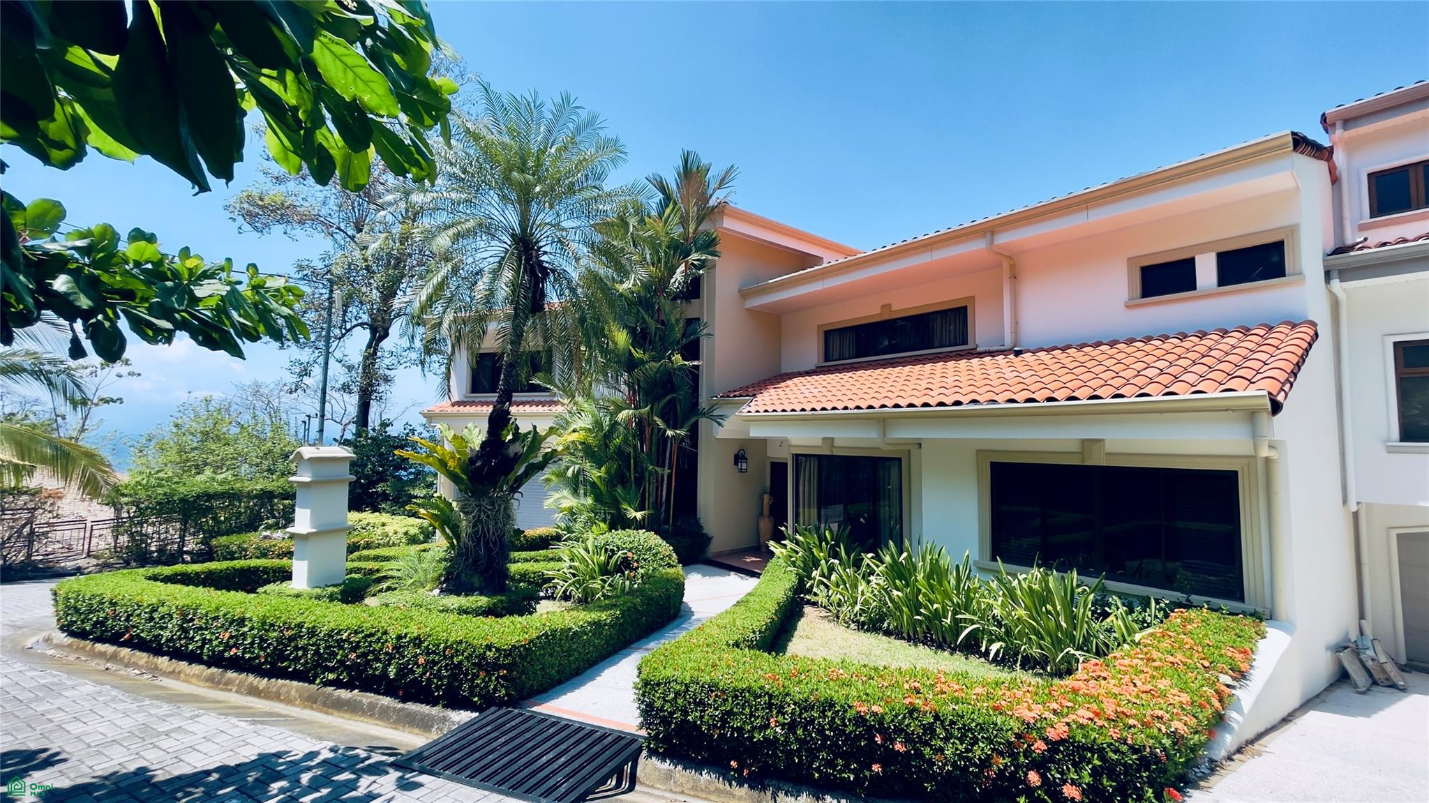6 bed Single Family Homes For Sale in Garabito, Puntarenas - 1