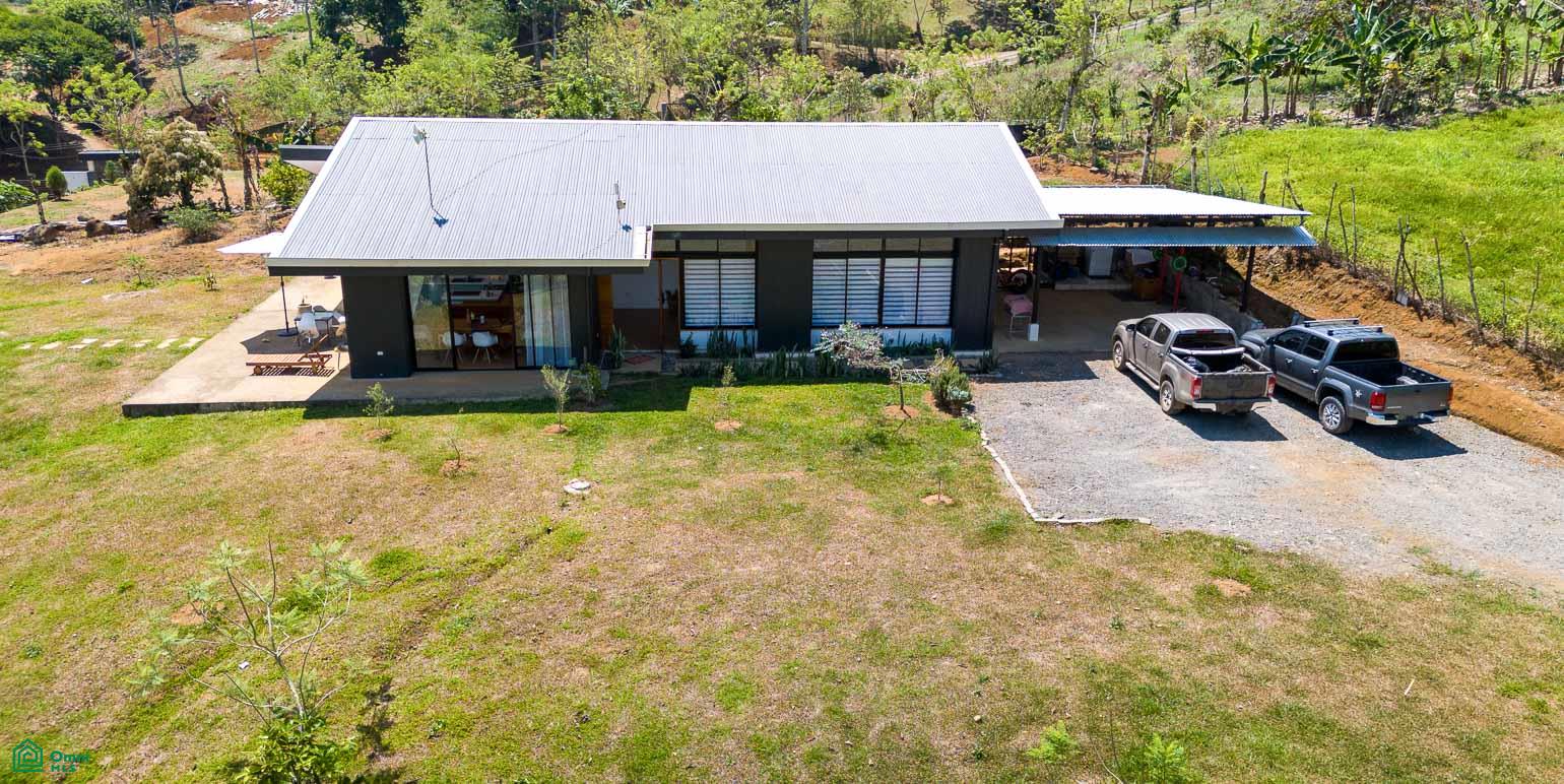 5 bed Single Family Homes For Sale in Turrialba, Cartago - 1