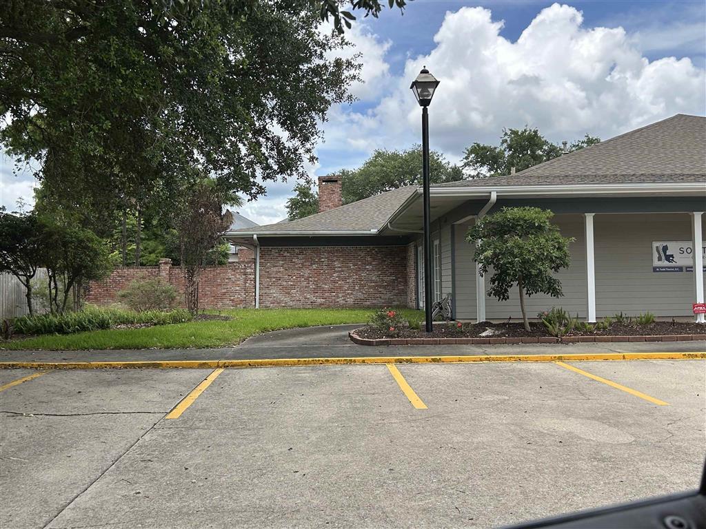 640 Dr. Michael Debakey Drive — photo 5