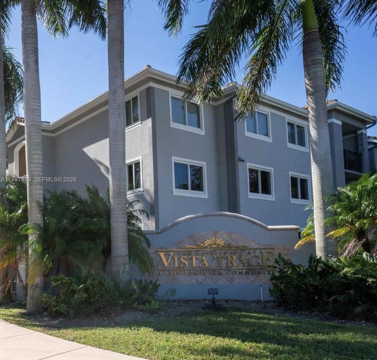 Vista Trace 8 Condo